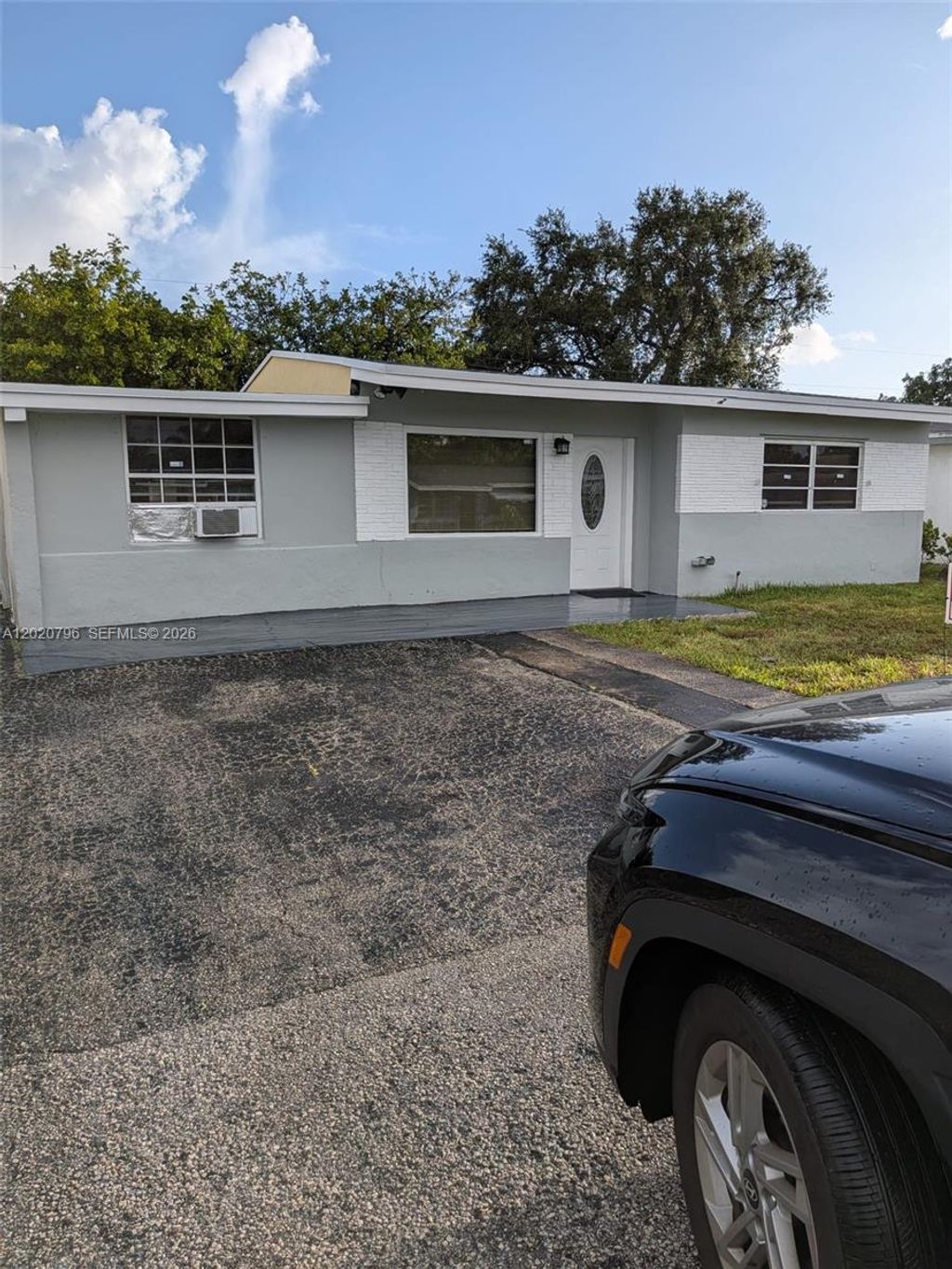 Photo of 6425 SW 22nd St #6425, Miramar, FL 33023 (MLS # A12020796)
