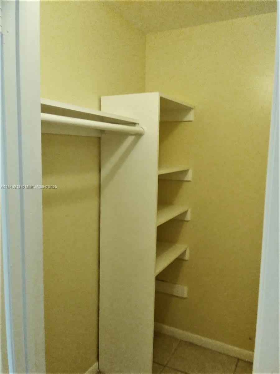 CALYPSO CAY CONDO - Residential Lease