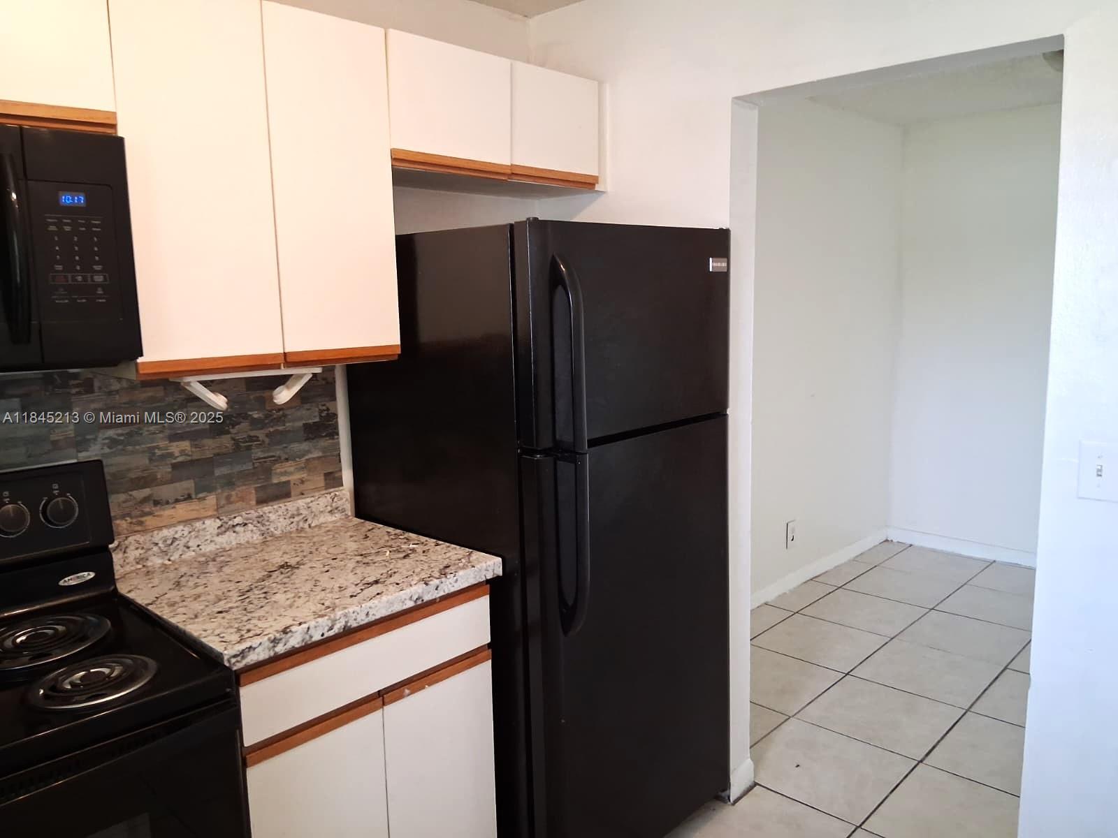 CALYPSO CAY CONDO - Residential Lease