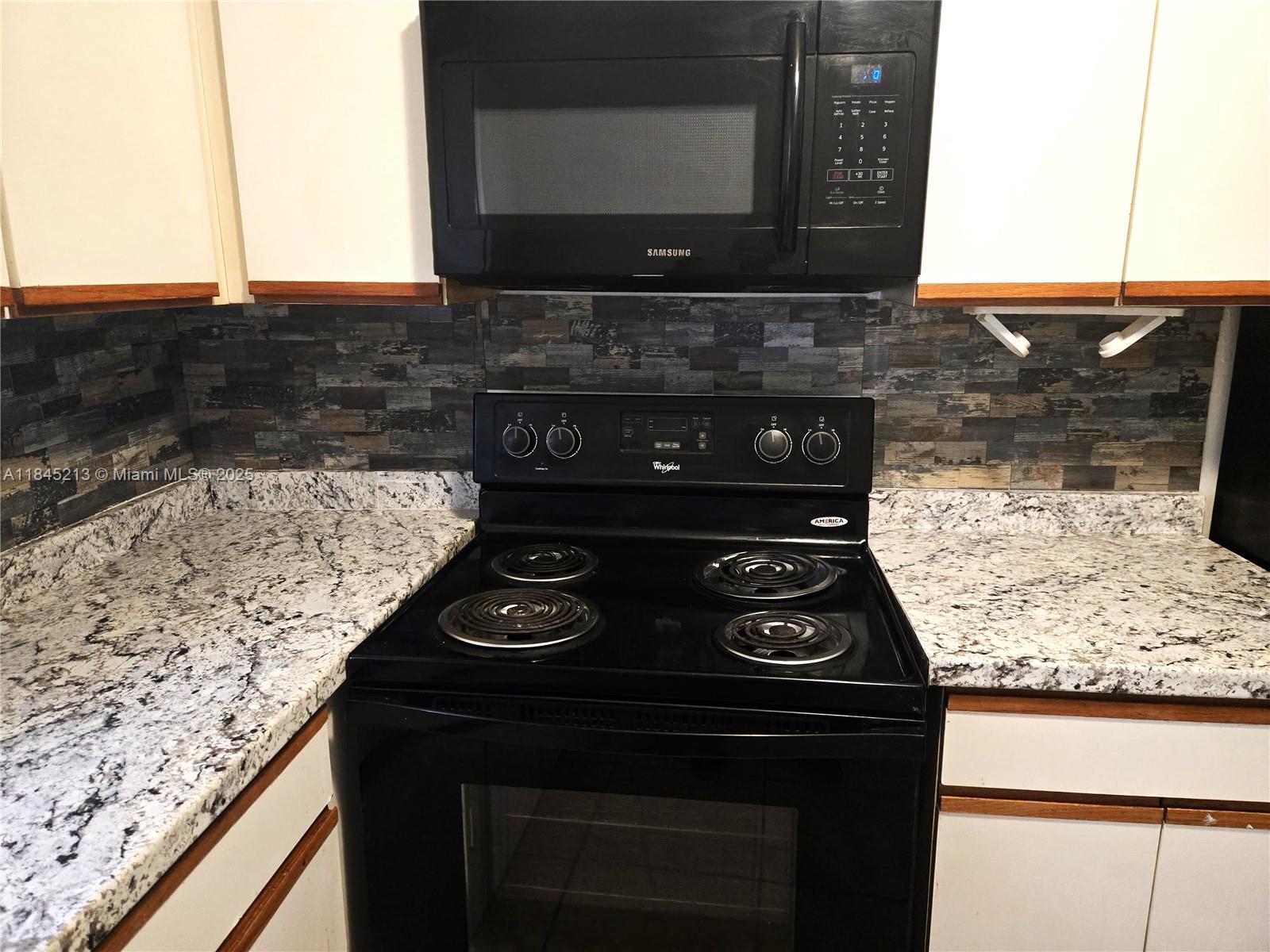 CALYPSO CAY CONDO - Residential Lease