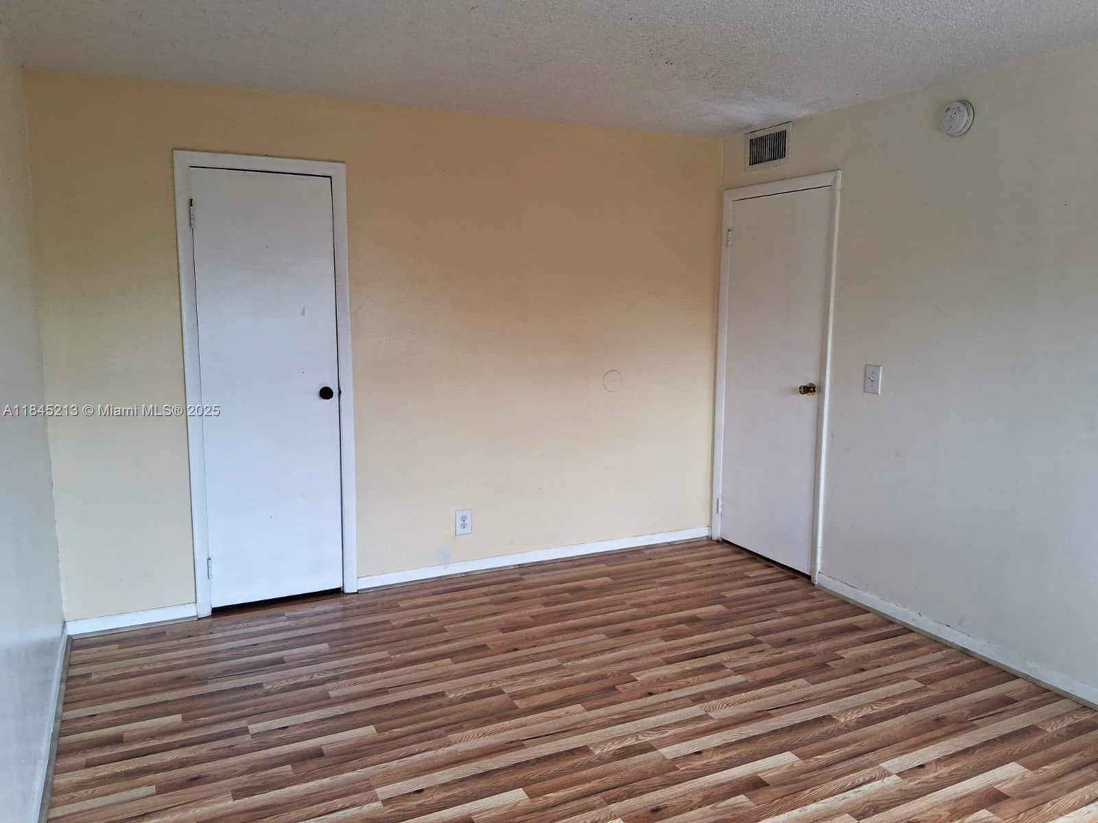 CALYPSO CAY CONDO - Residential Lease