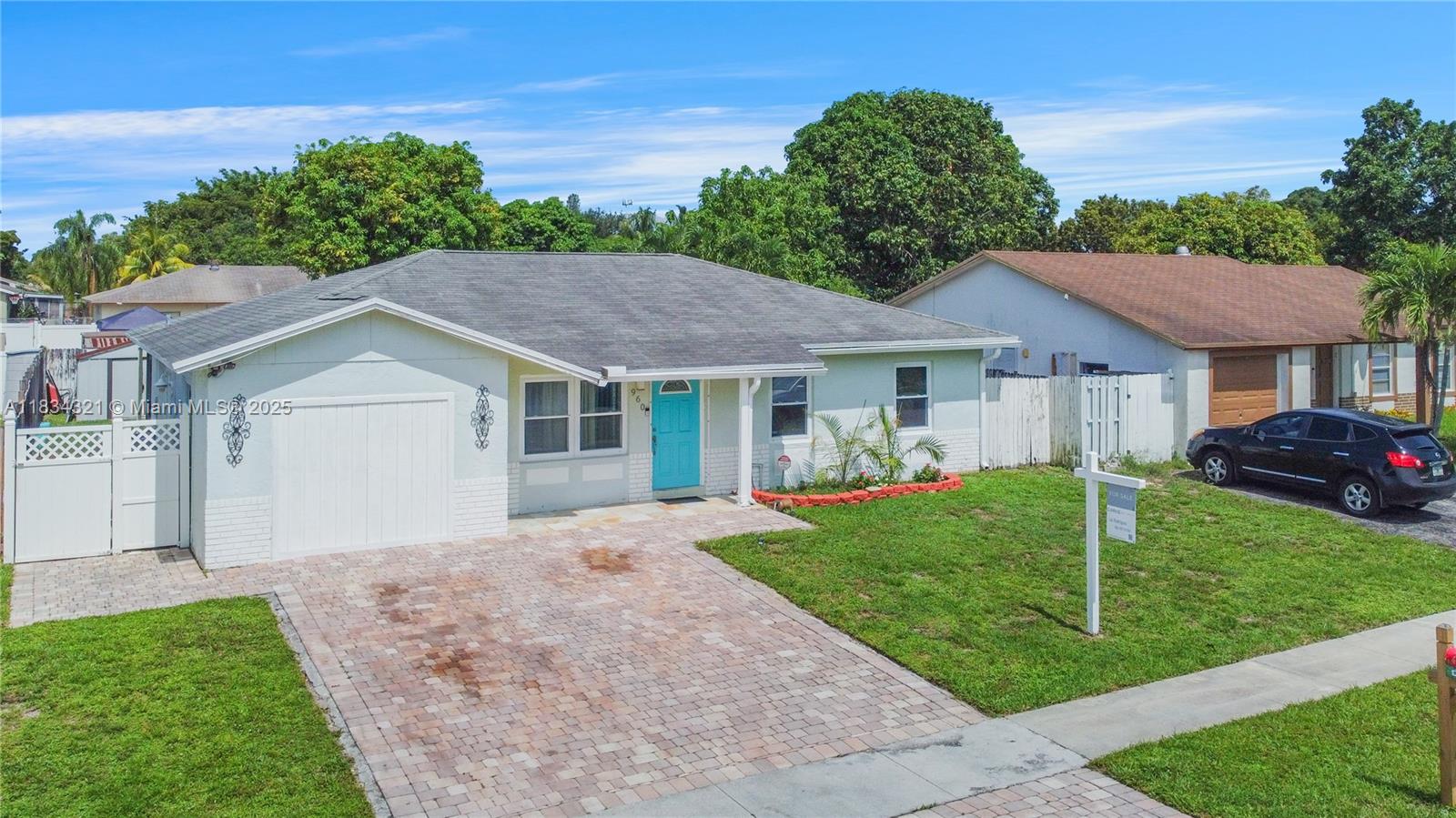 NORTH LAUDERDALE VILLAGE - Residential