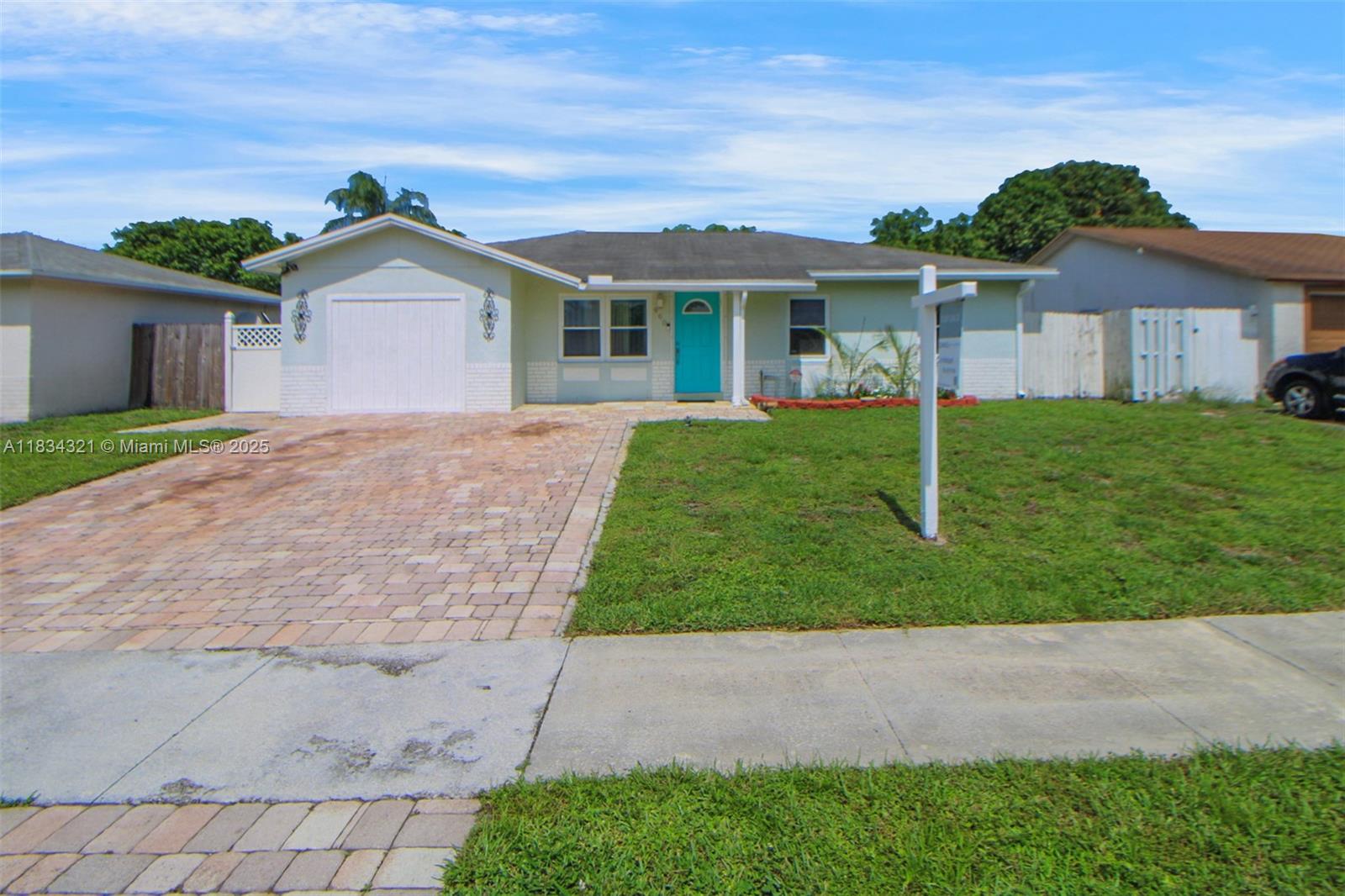 NORTH LAUDERDALE VILLAGE - Residential