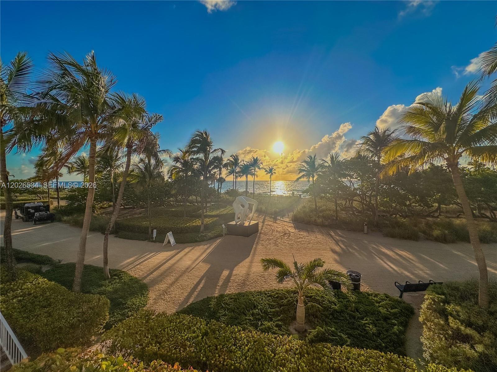 9801 Collins Ave 6P