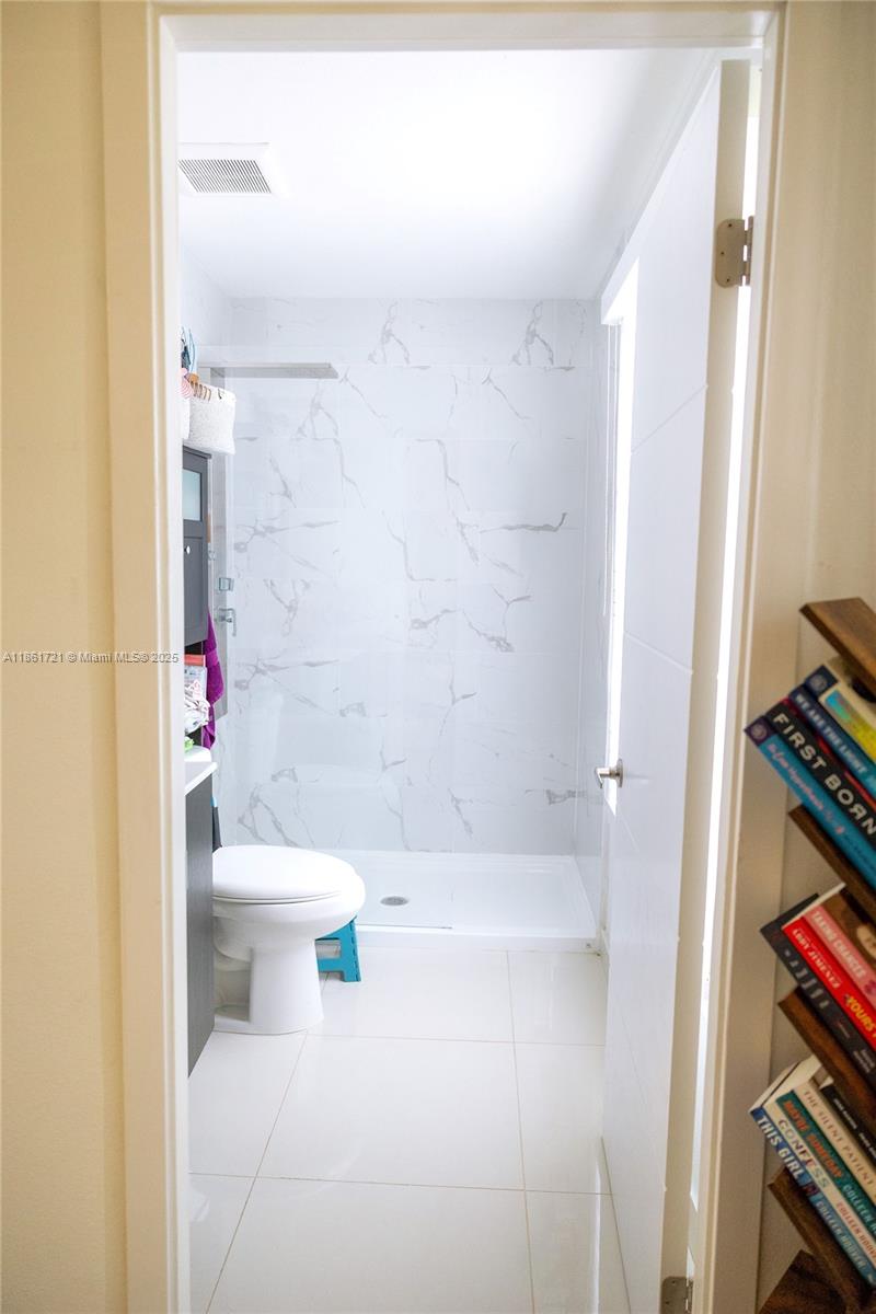 PARADISE GARDENS - Residential