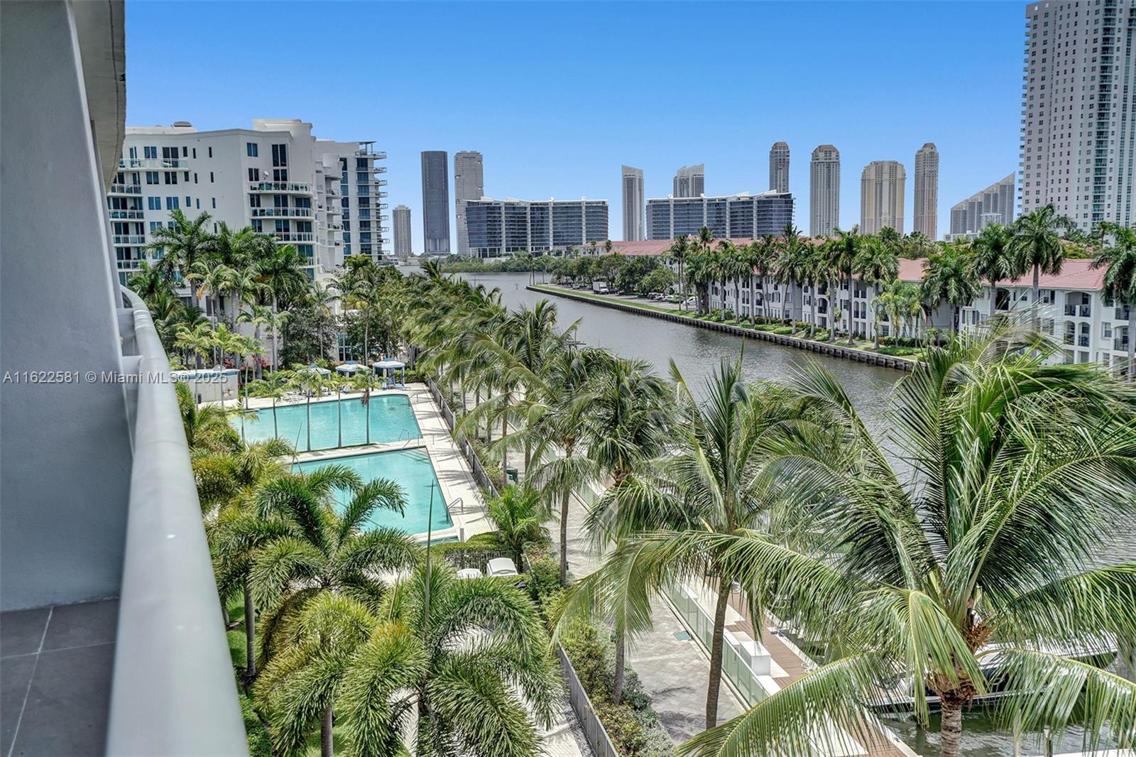 ARTECH RESIDENCES - Residential