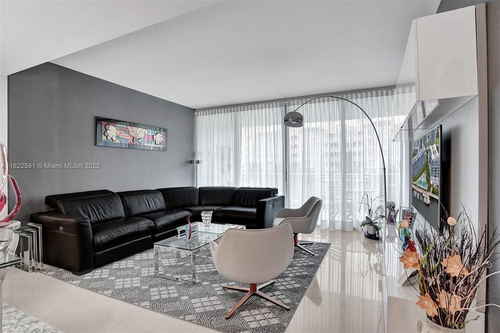 ARTECH RESIDENCES - Residential