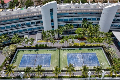 A home in Aventura