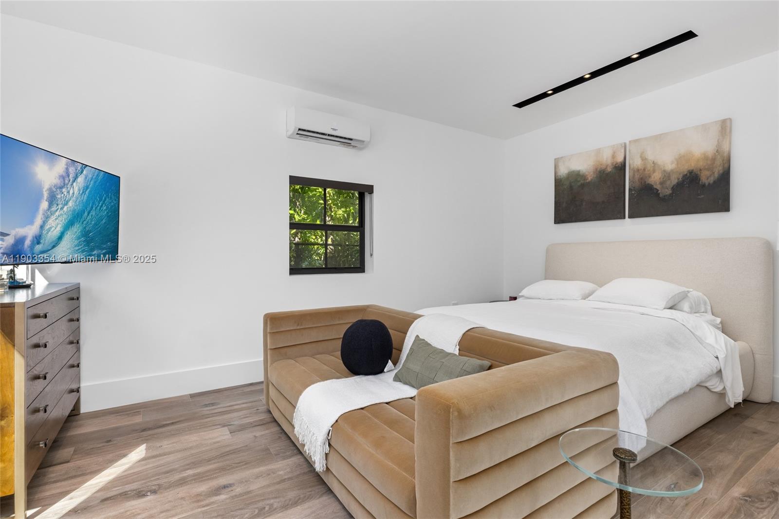 CORAL GABLES SEC E - Residential