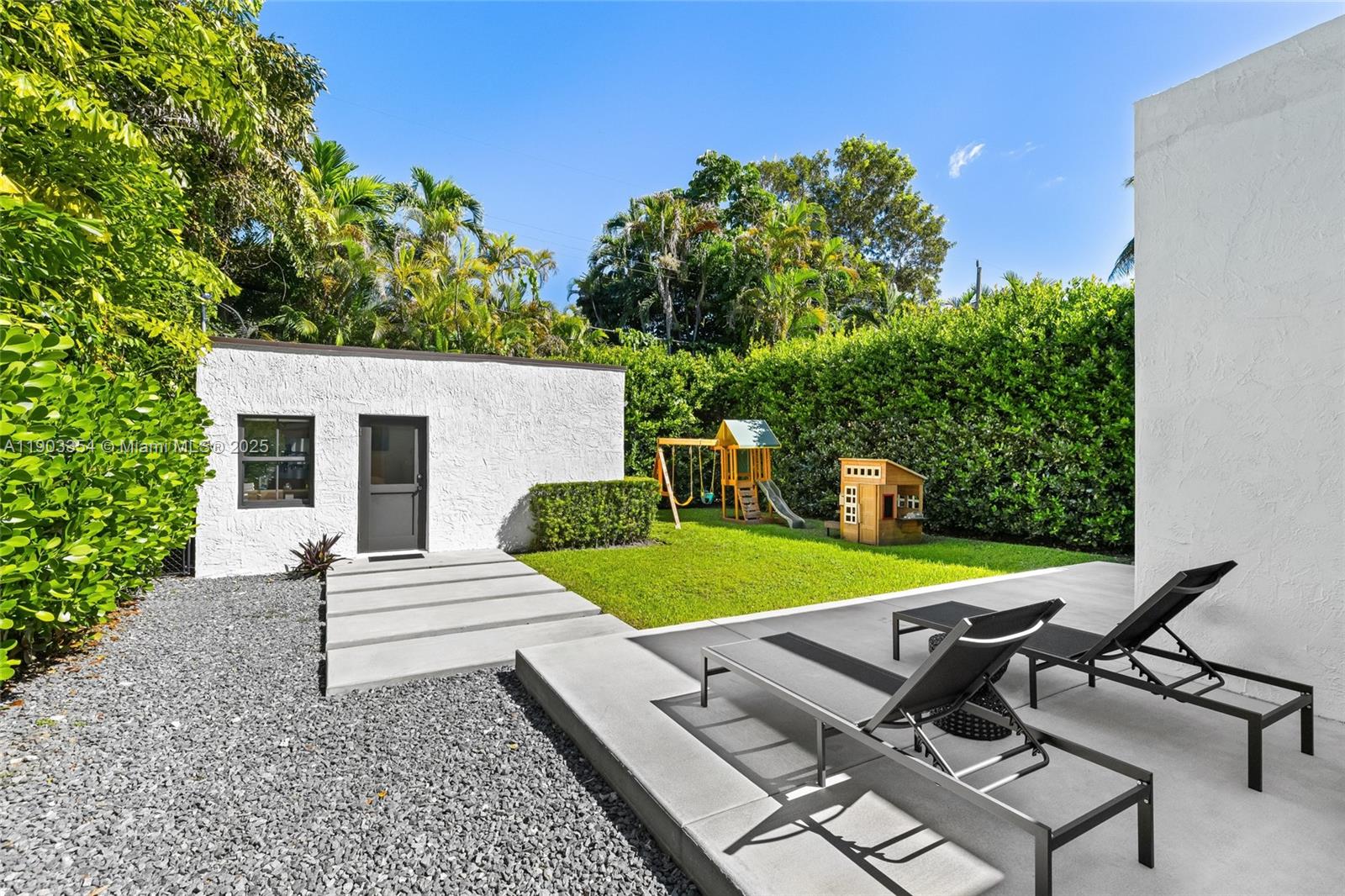 CORAL GABLES SEC E - Residential