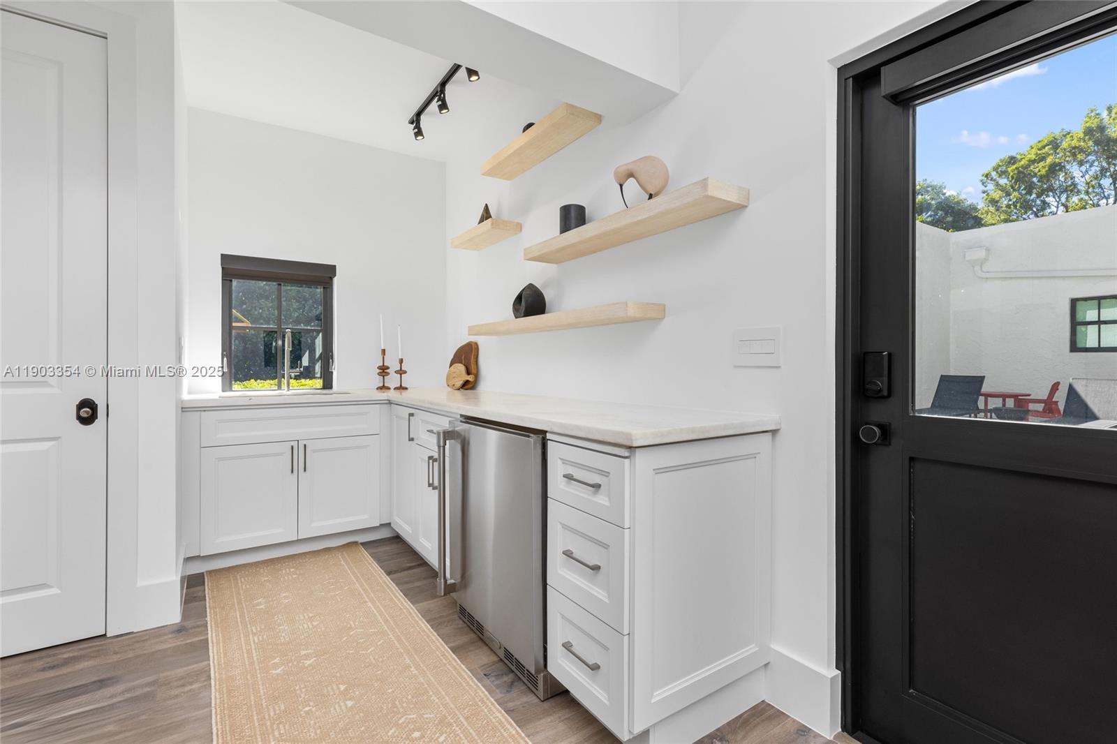 CORAL GABLES SEC E - Residential