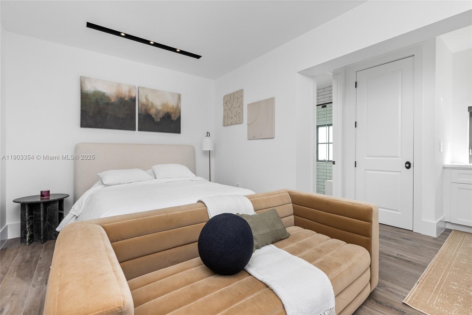 CORAL GABLES SEC E - Residential