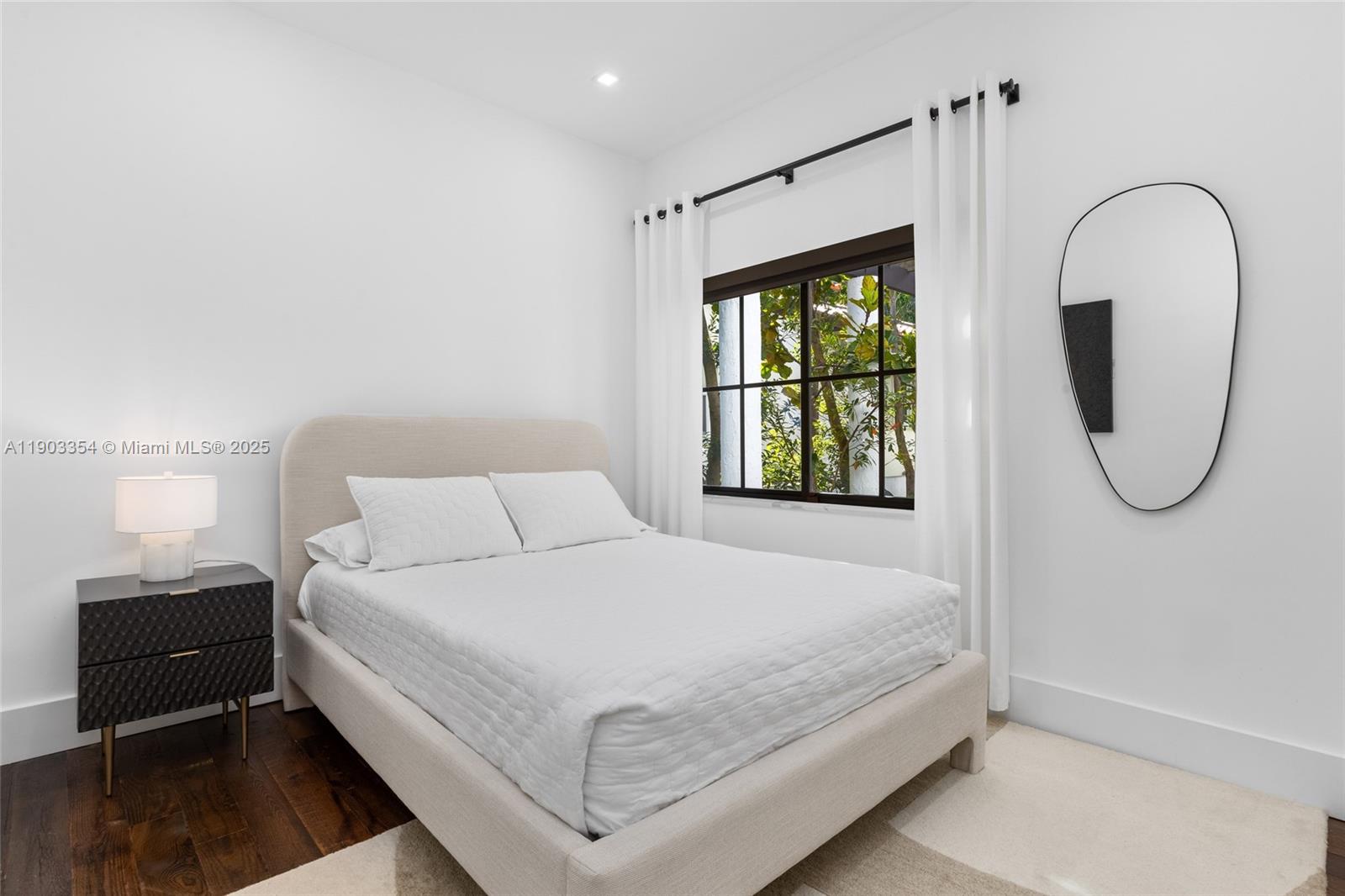 CORAL GABLES SEC E - Residential