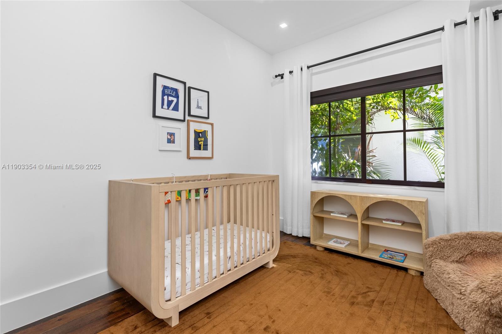 CORAL GABLES SEC E - Residential