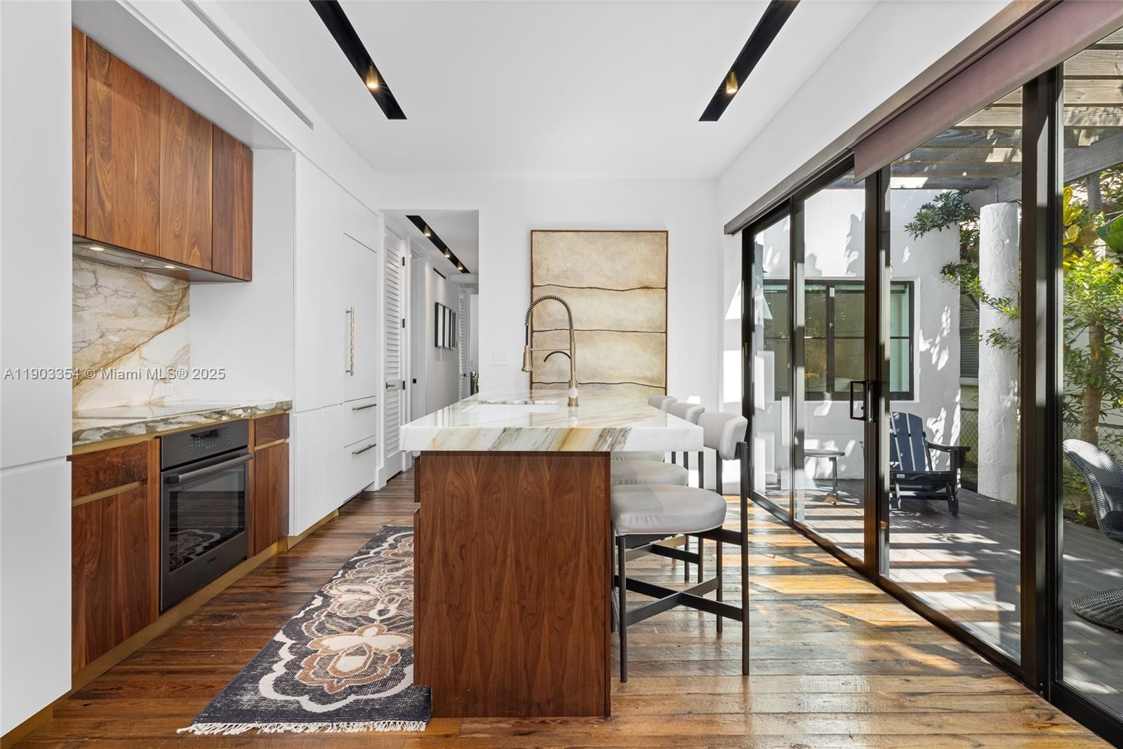 CORAL GABLES SEC E - Residential