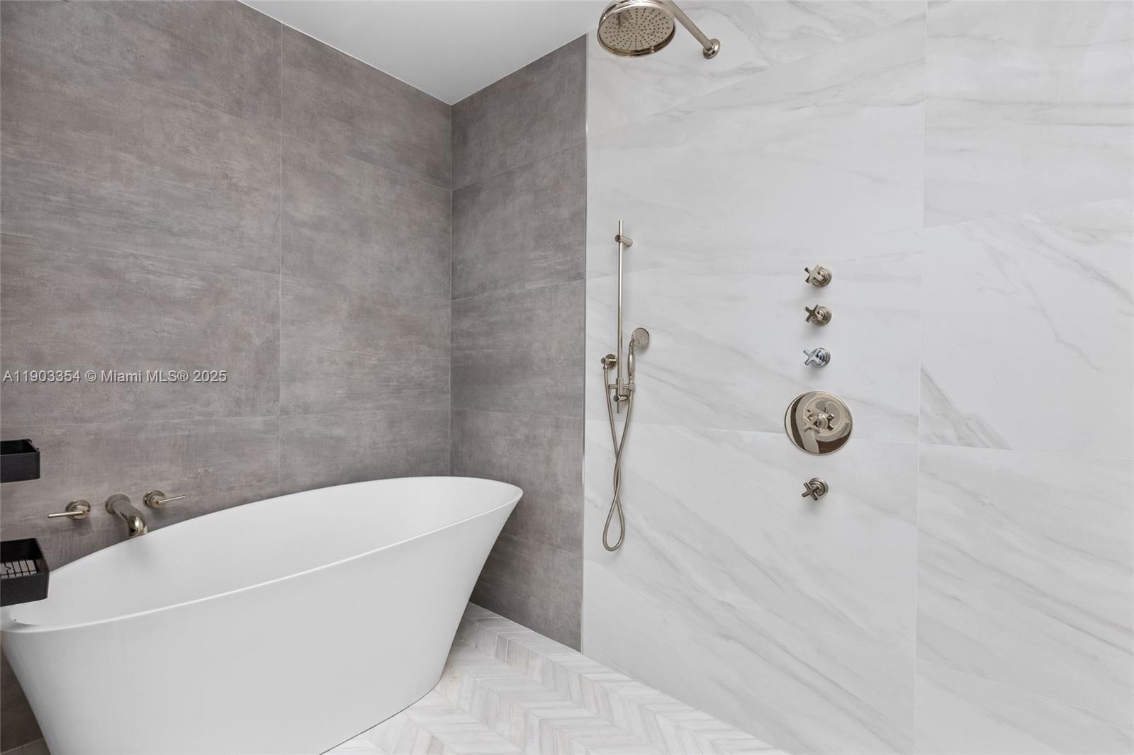 CORAL GABLES SEC E - Residential