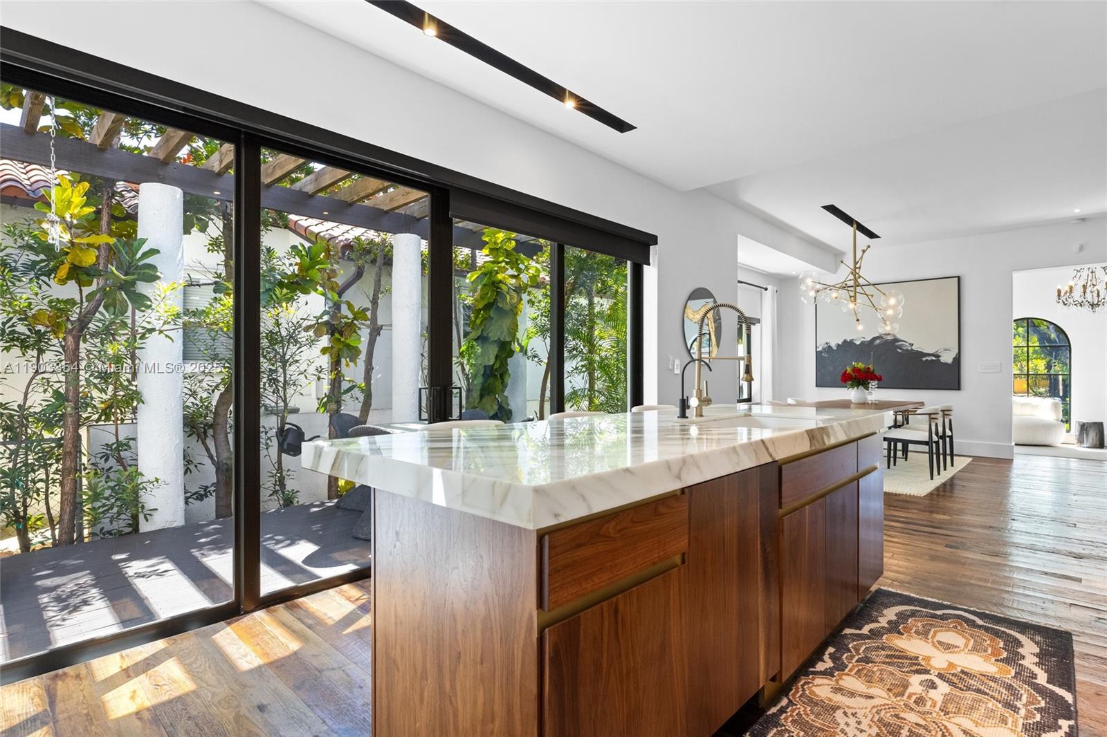 CORAL GABLES SEC E - Residential