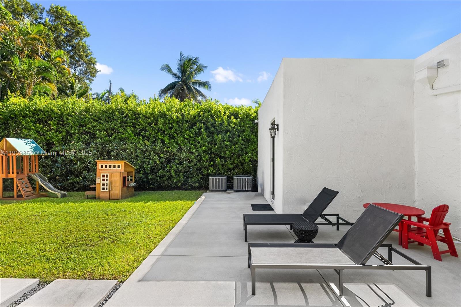 CORAL GABLES SEC E - Residential