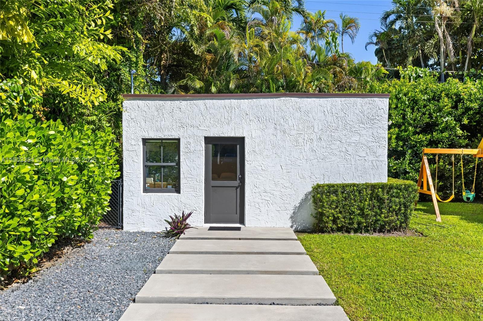 CORAL GABLES SEC E - Residential