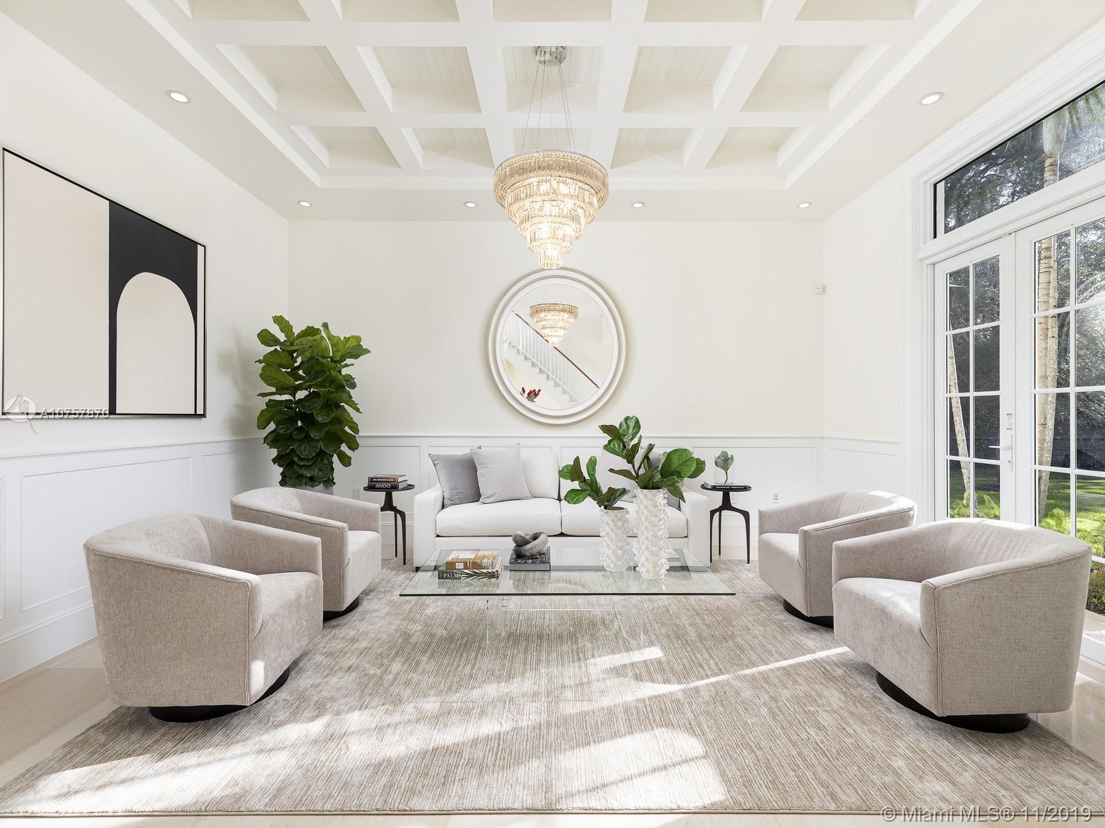 LOS PINOS - Residential