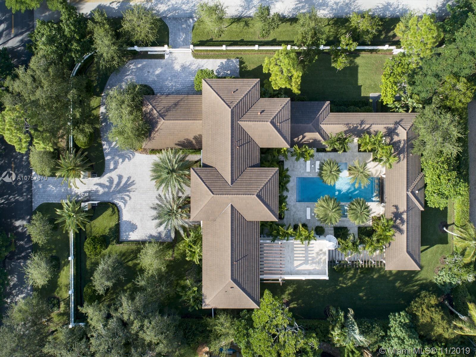 LOS PINOS - Residential