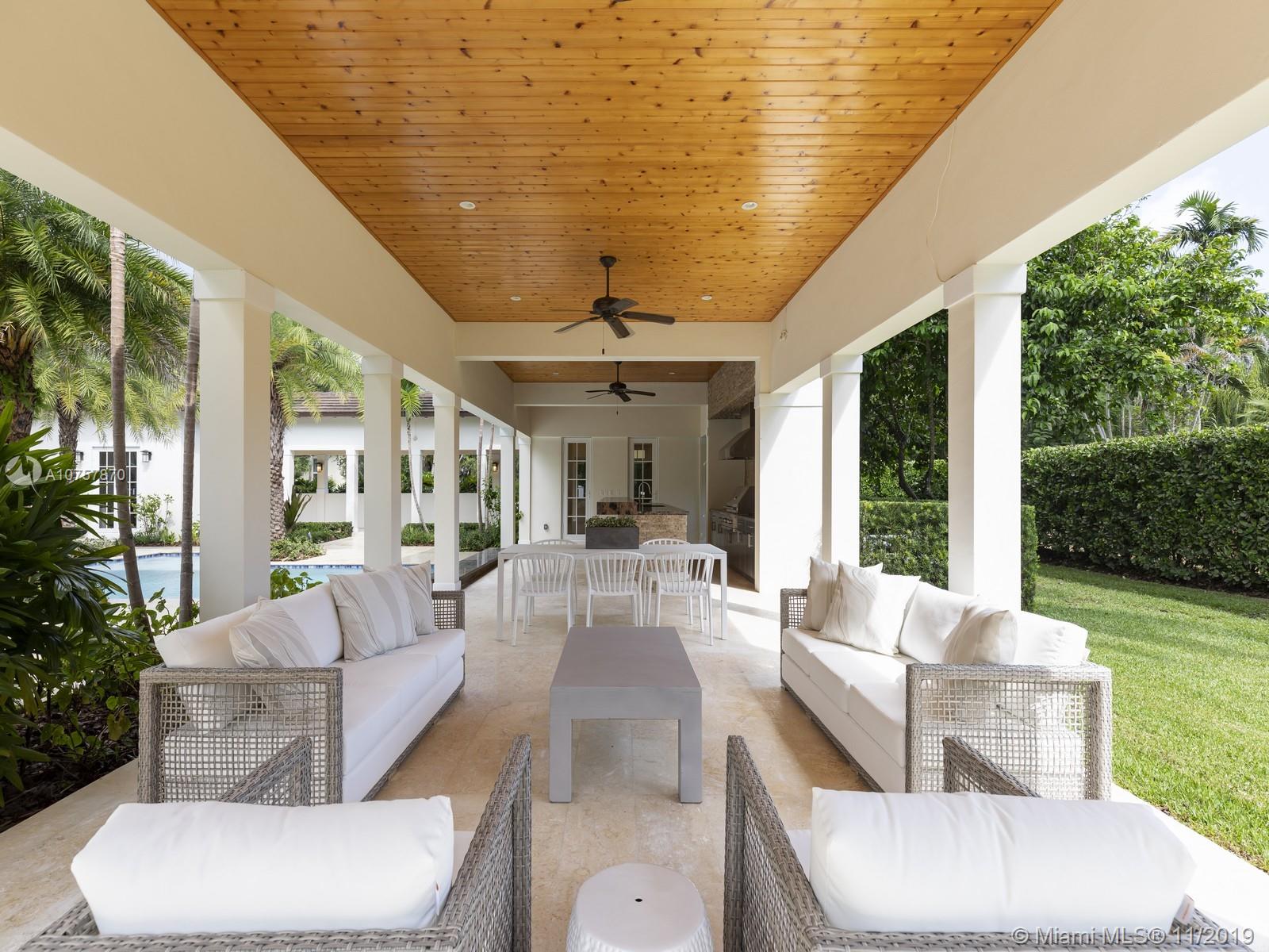 LOS PINOS - Residential