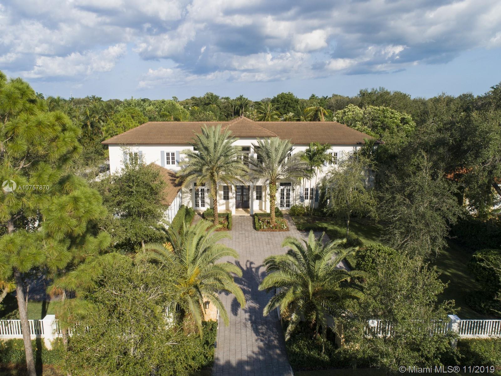 LOS PINOS - Residential