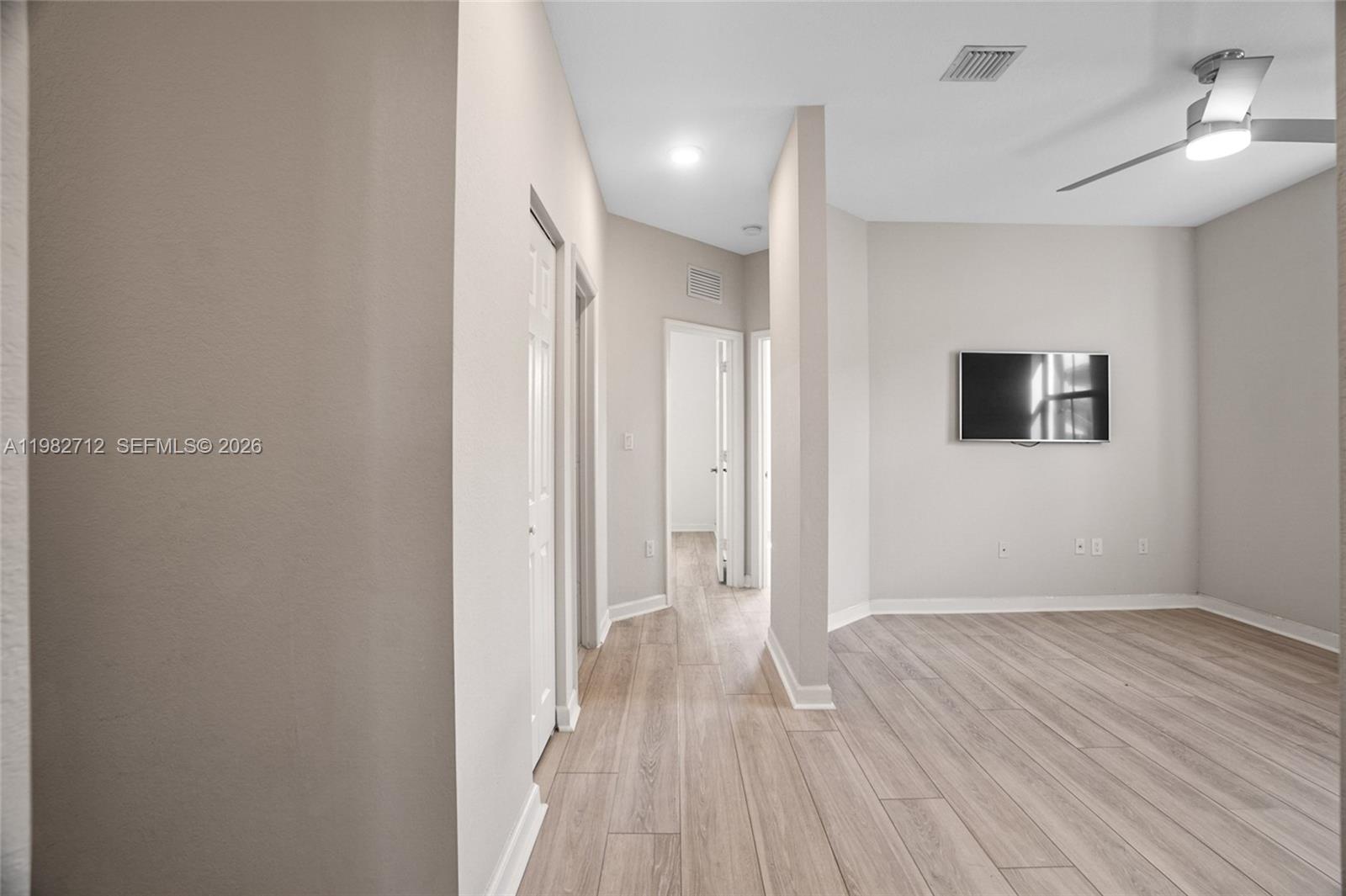 TROTTERS CHASE - Residential