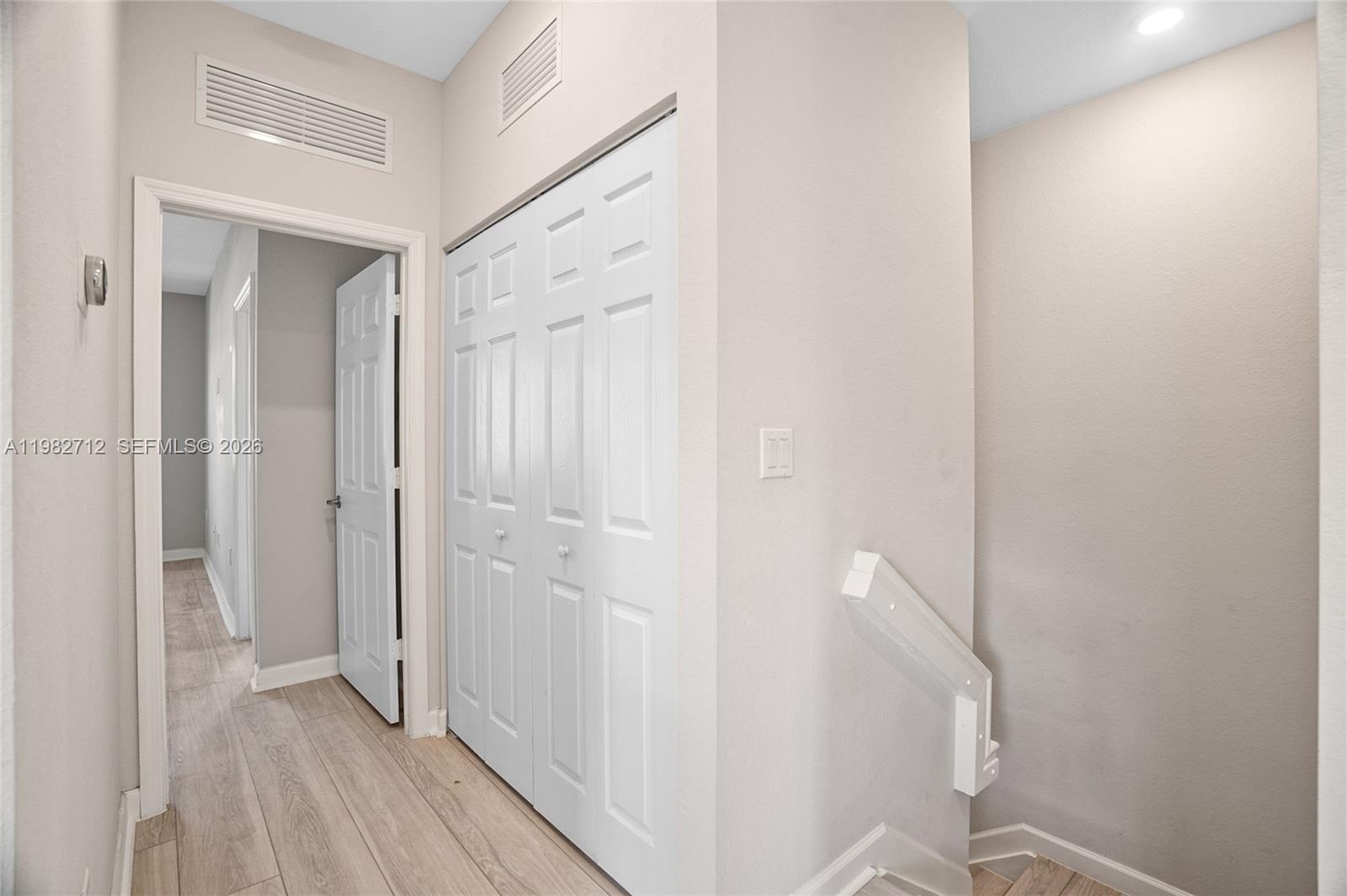 TROTTERS CHASE - Residential