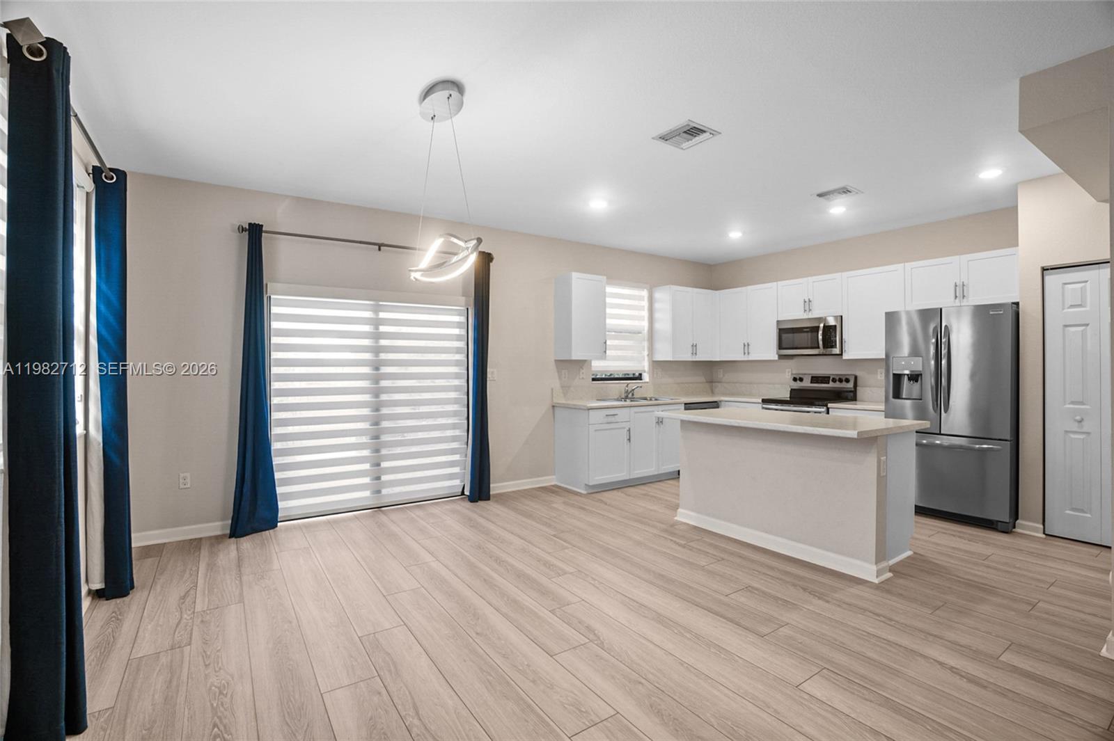 TROTTERS CHASE - Residential