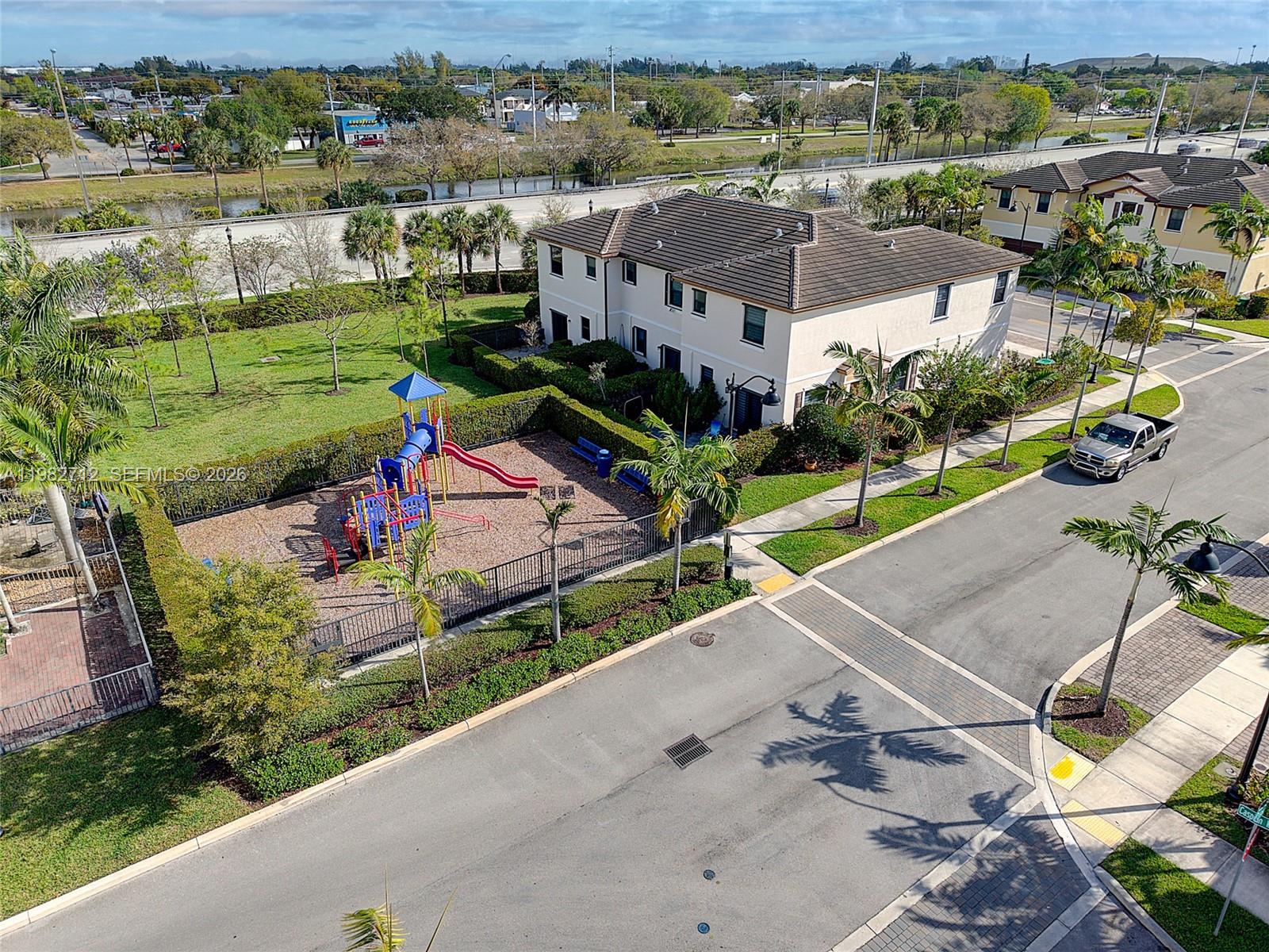 TROTTERS CHASE - Residential