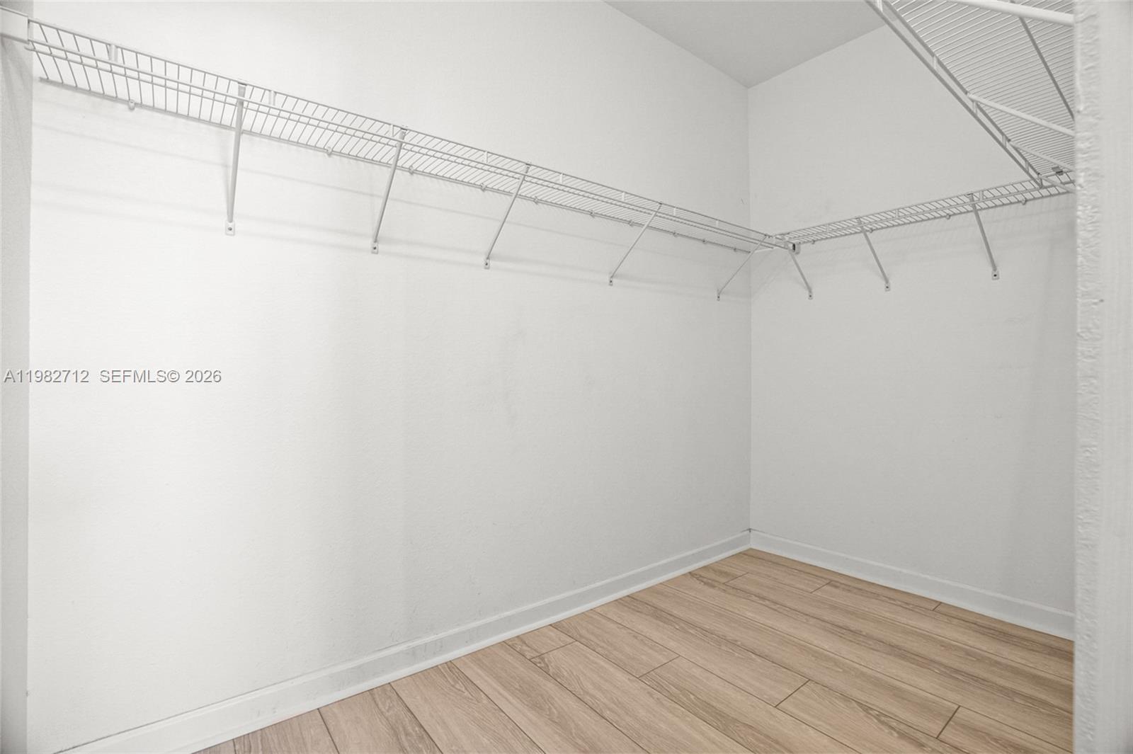 TROTTERS CHASE - Residential