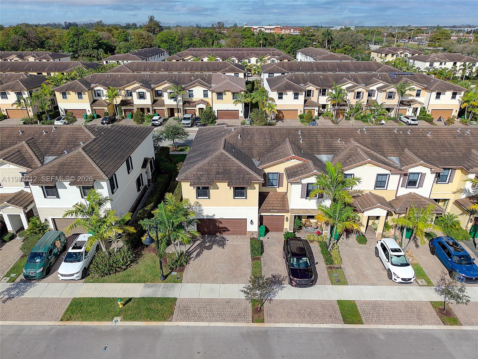 TROTTERS CHASE - Residential