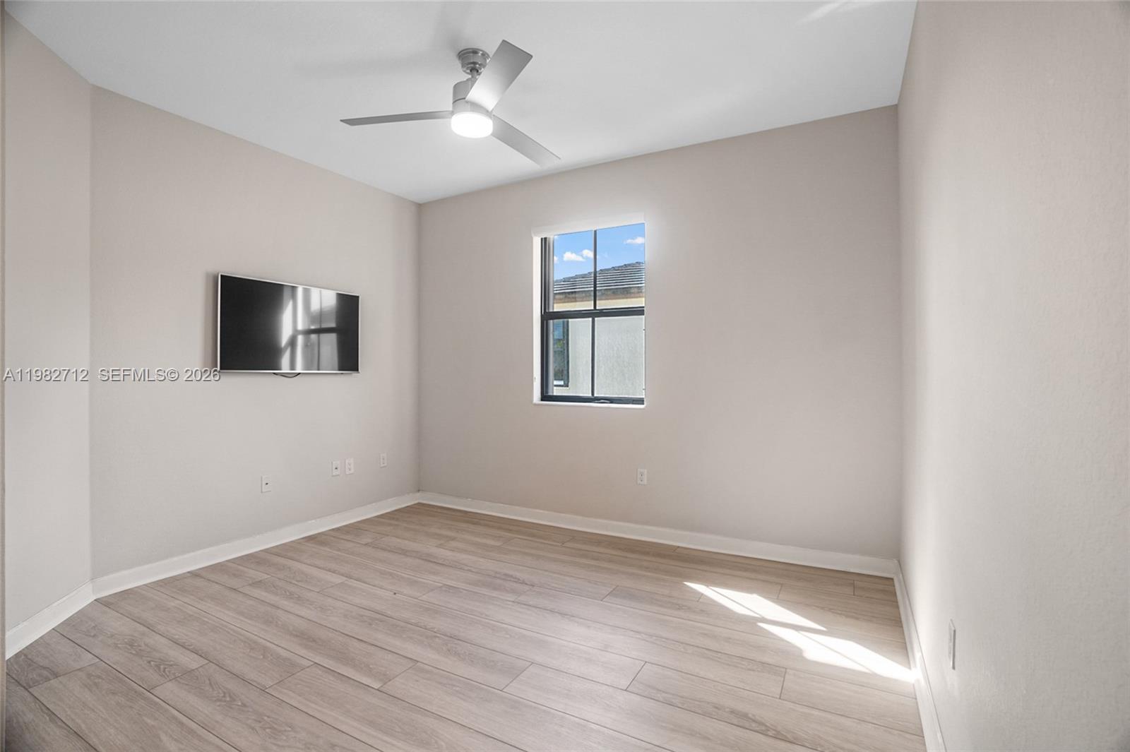 TROTTERS CHASE - Residential