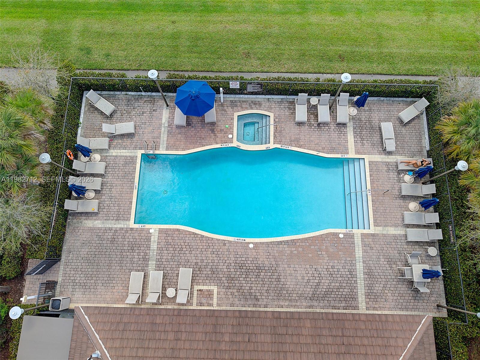 TROTTERS CHASE - Residential