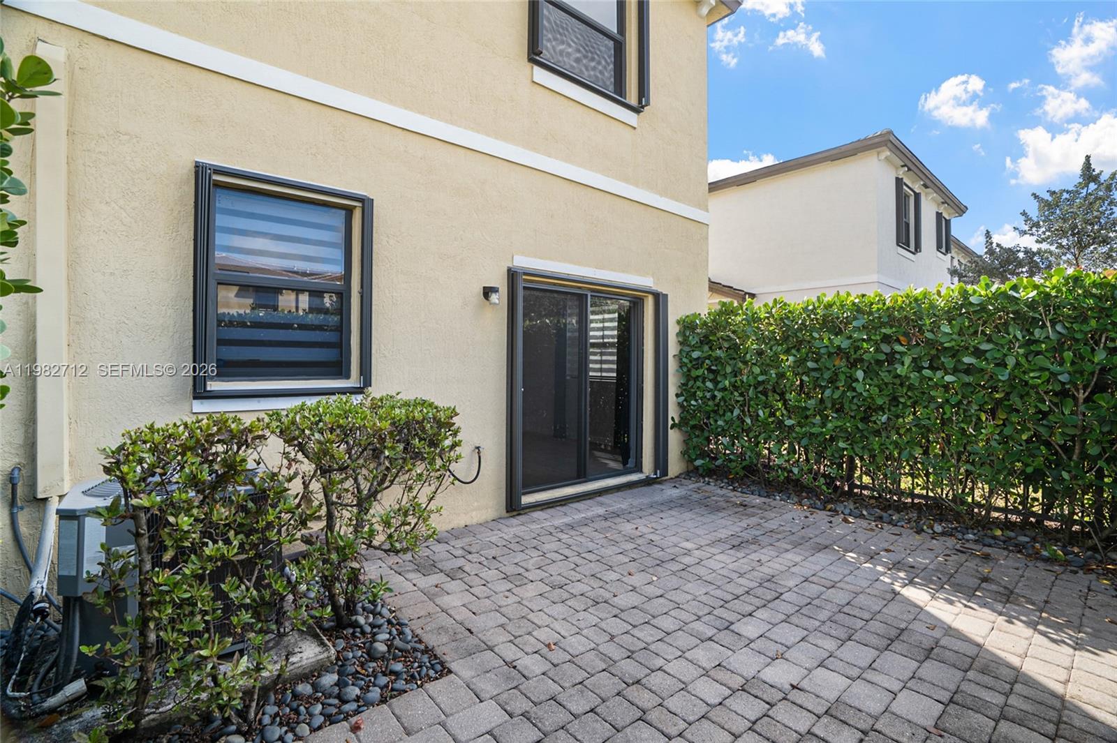 TROTTERS CHASE - Residential