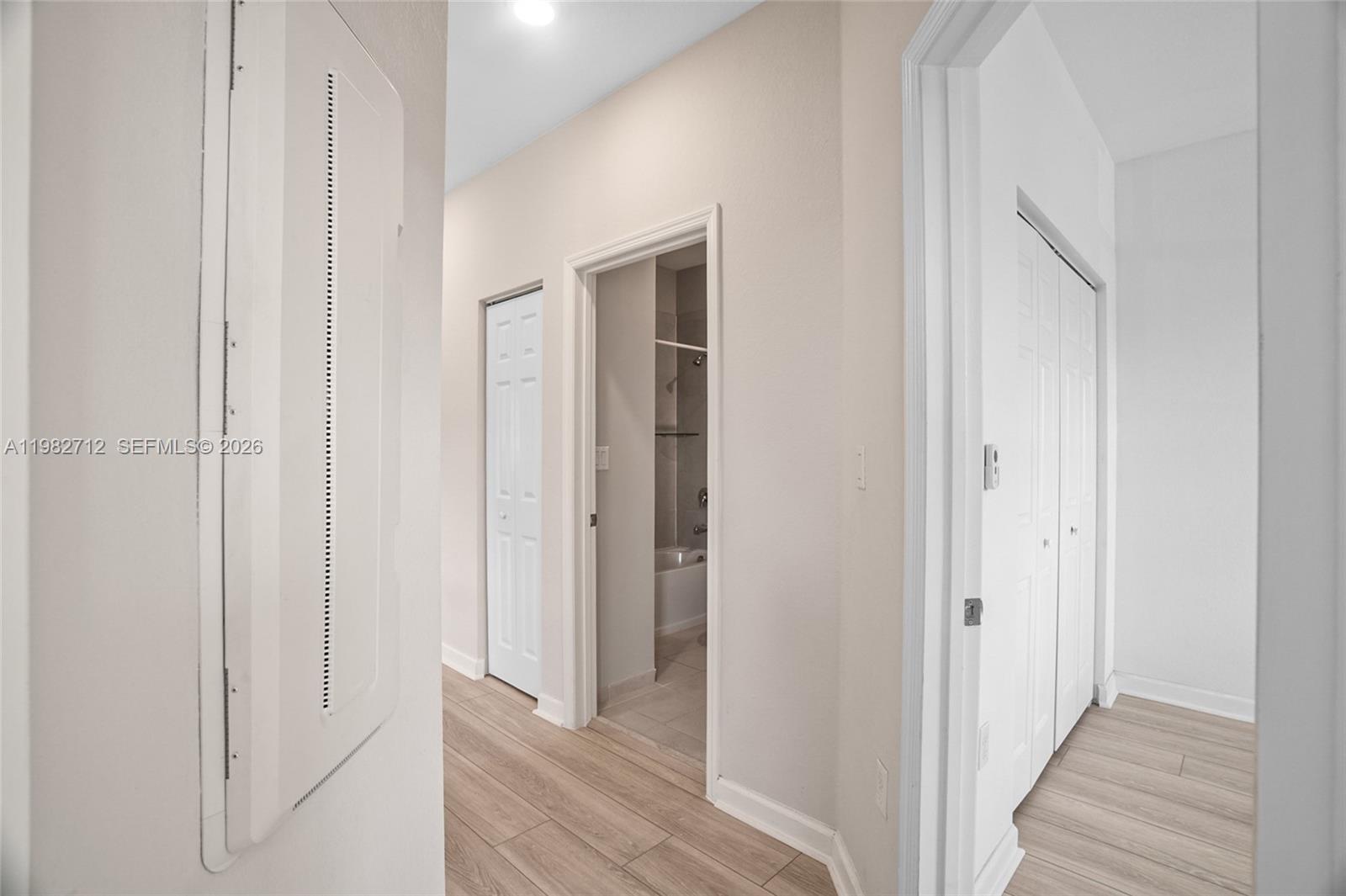 TROTTERS CHASE - Residential