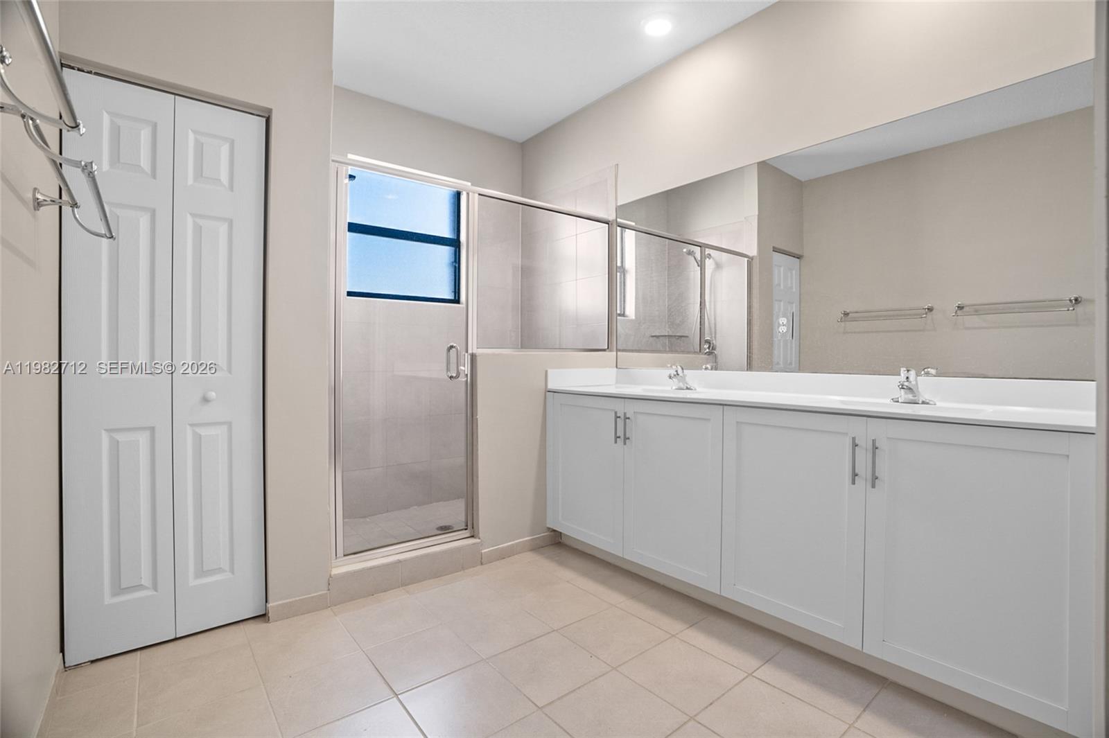 TROTTERS CHASE - Residential