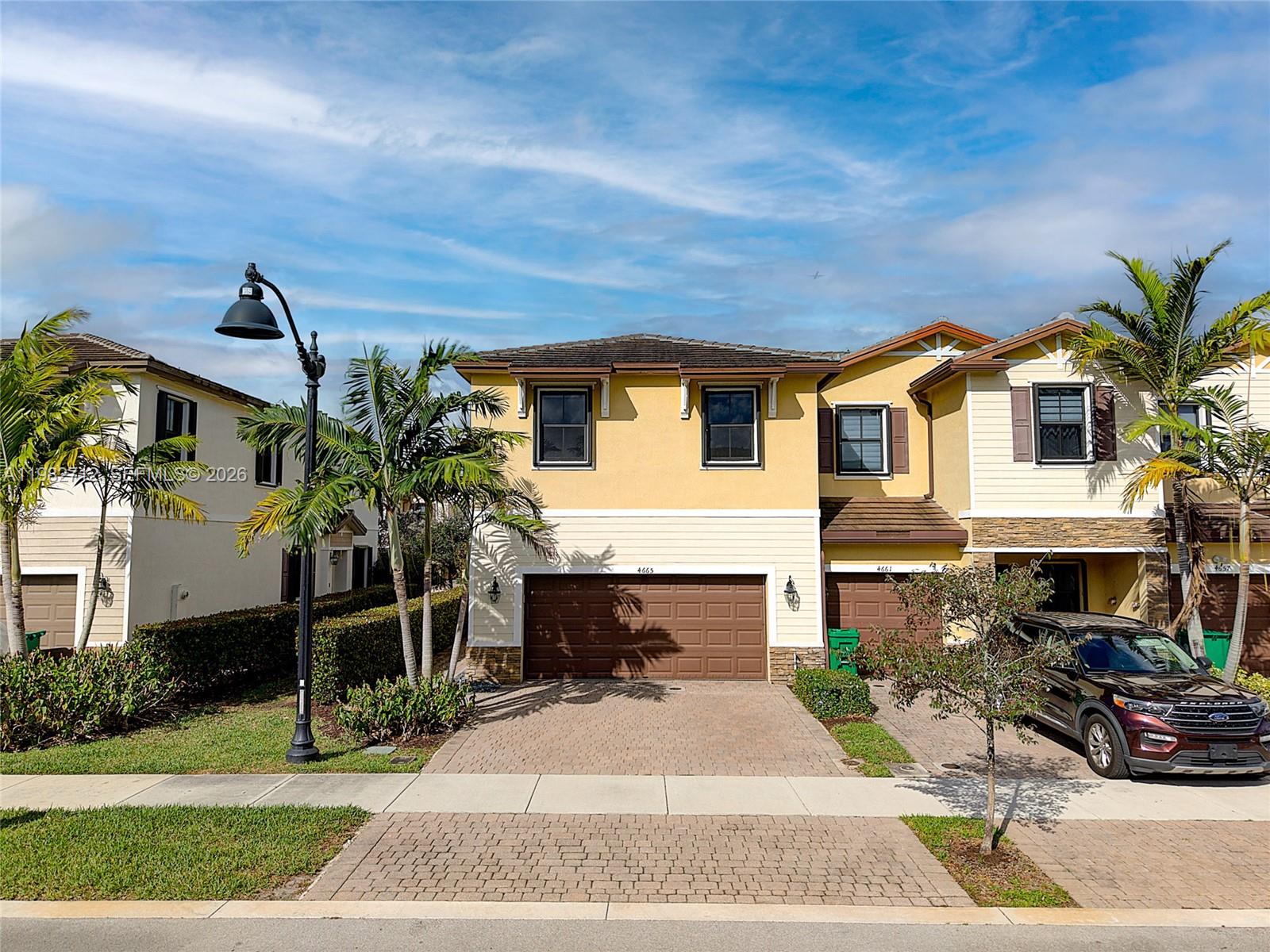 TROTTERS CHASE - Residential