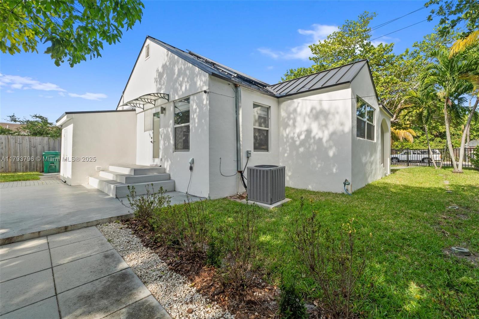 BUENA VISTA HEIGHTS ADDN - Residential Income