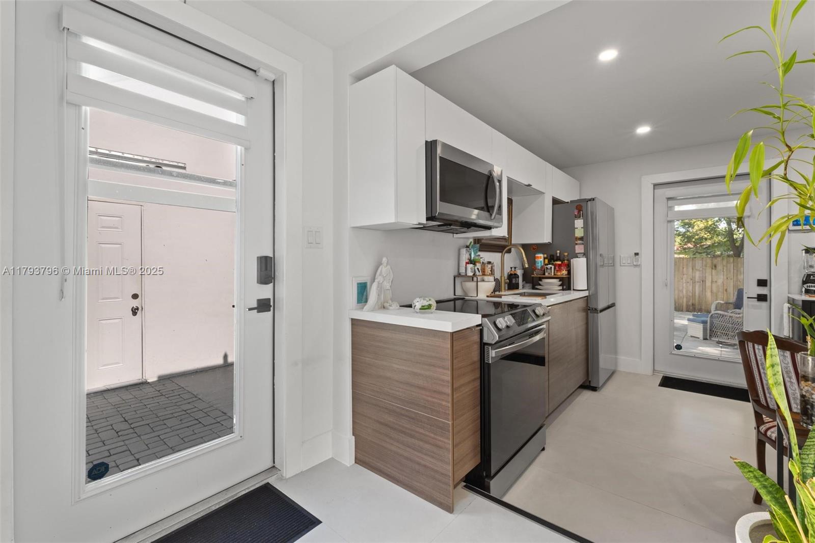 BUENA VISTA HEIGHTS ADDN - Residential Income