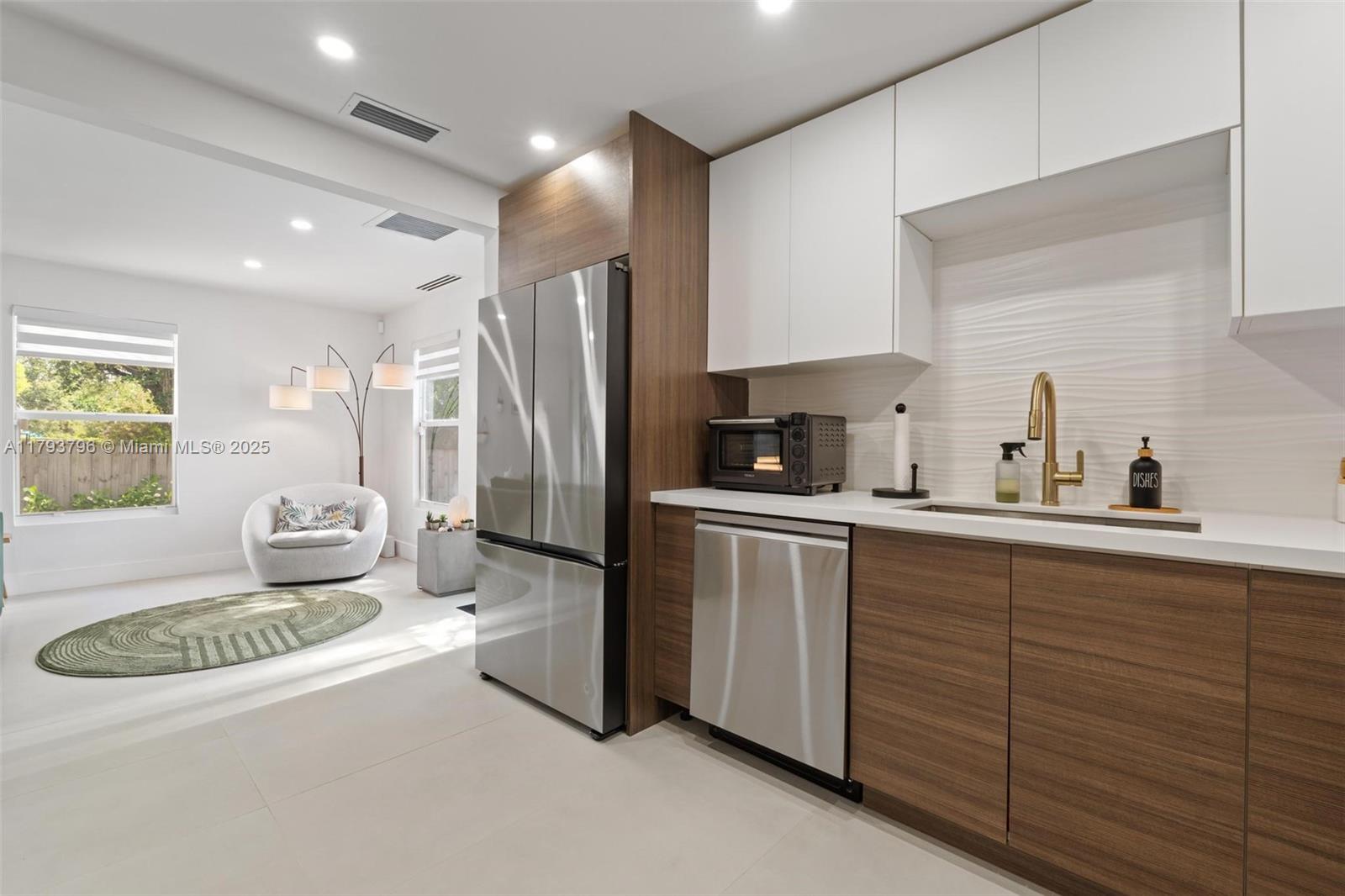 BUENA VISTA HEIGHTS ADDN - Residential Income