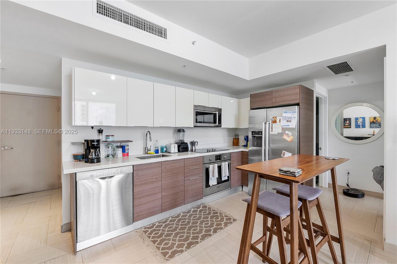 BRICKELL TEN CONDO - Residential Lease