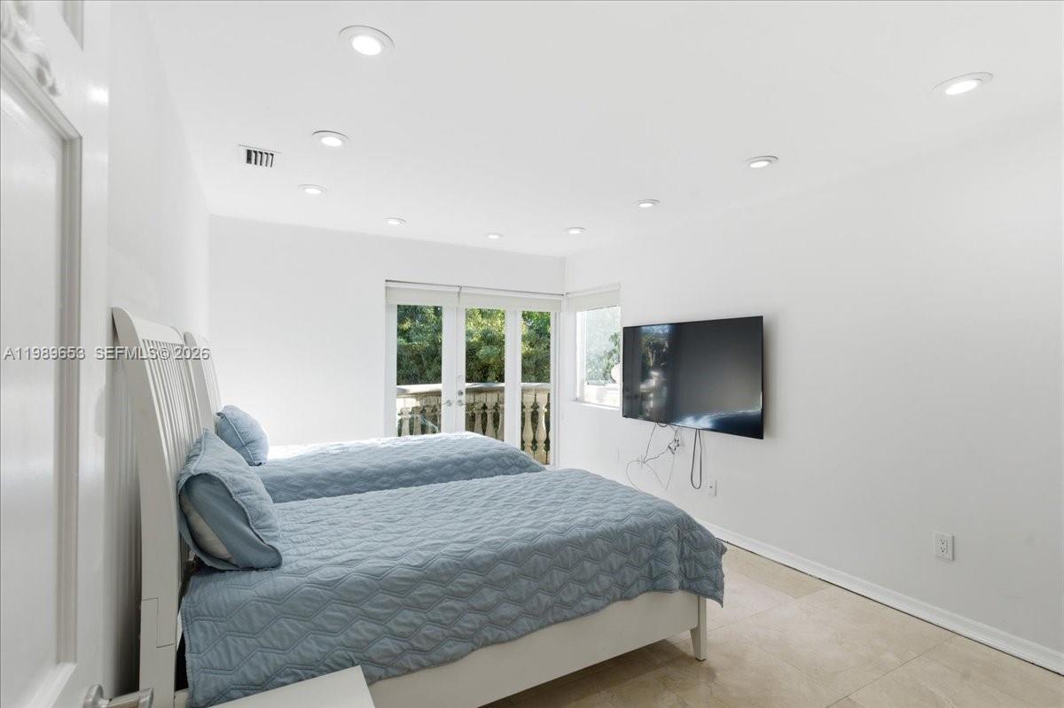 NORMANDY BEACH 2ND AMD & - Residential Lease