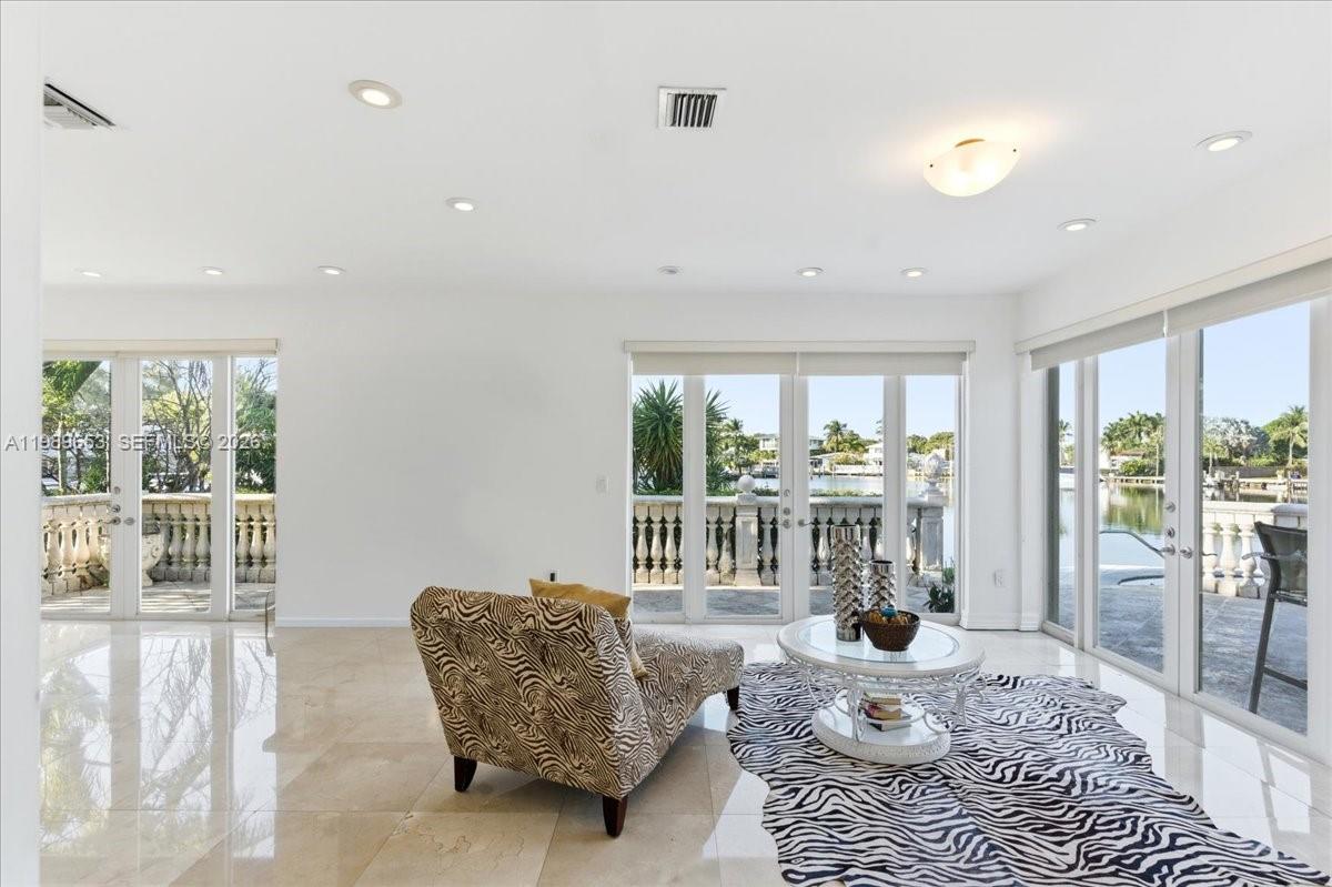 NORMANDY BEACH 2ND AMD & - Residential Lease