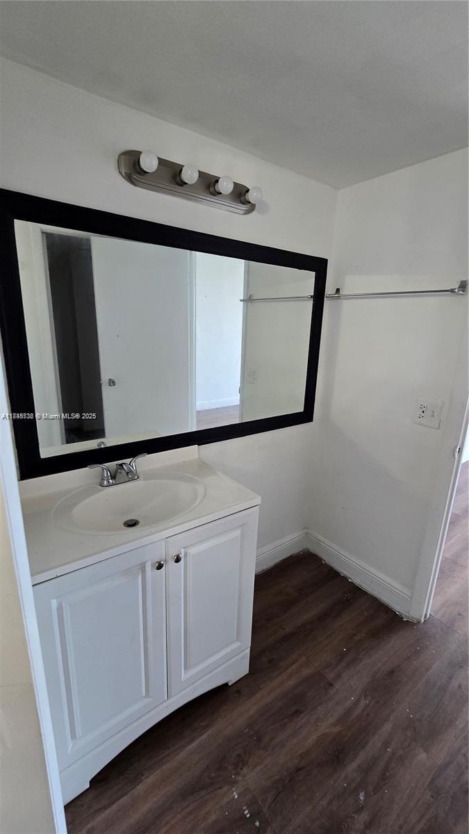 MONTECARLO CONDO - Residential