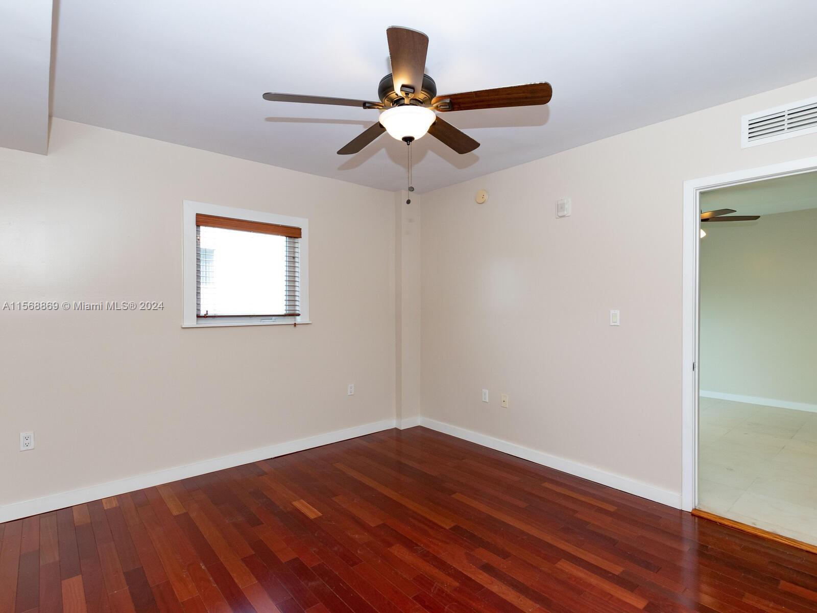 VILLAGGIO IN THE GROVE TO - Residential Lease
