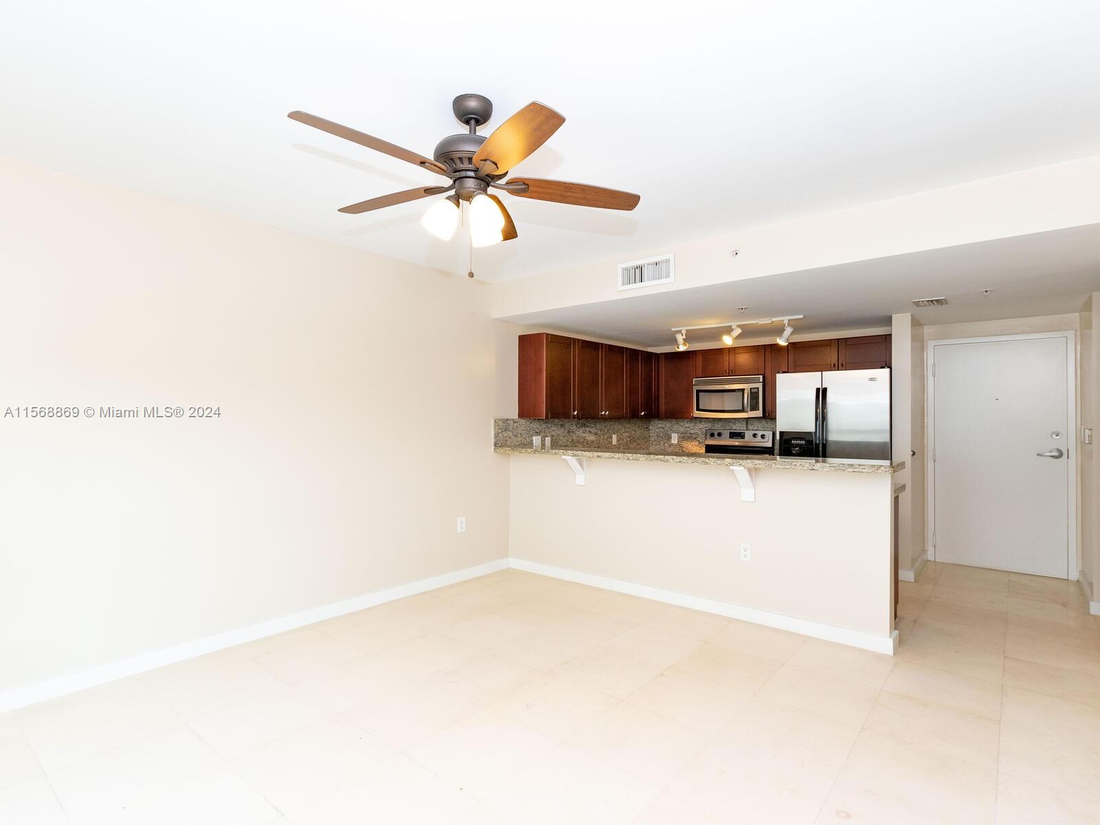 VILLAGGIO IN THE GROVE TO - Residential Lease