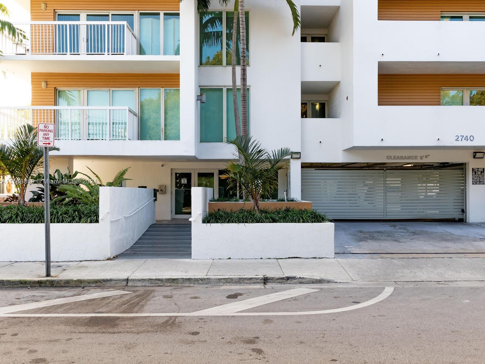 VILLAGGIO IN THE GROVE TO - Residential Lease