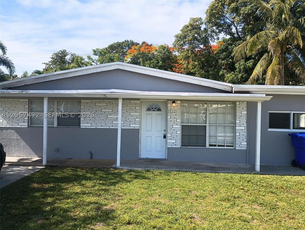Photo of 5820 Atlanta St, Hollywood, FL 33021 (MLS # A12057492)